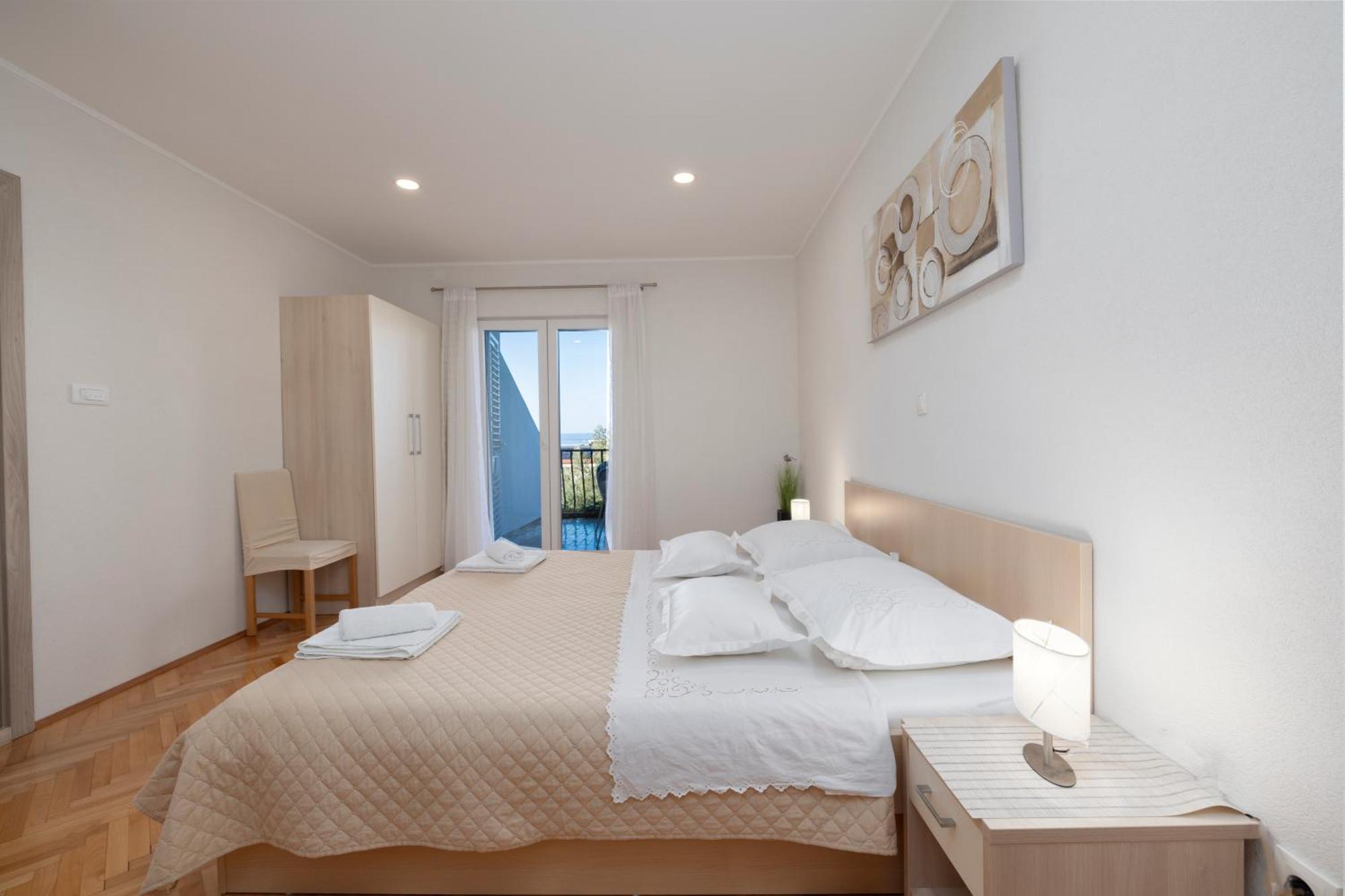 Apartmani Marta Tucepi Exterior photo